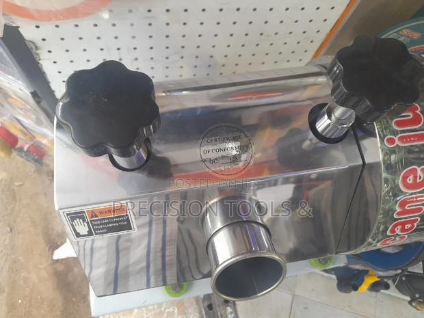 Electric Sugarcane Juice Maker - thumbnail 3