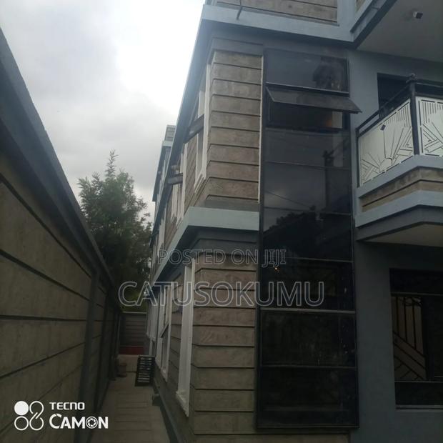 5bdrm Maisonette in Gateway Mall Area for rent - thumbnail 19