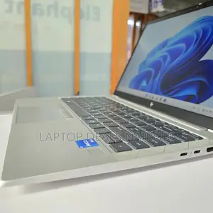 Laptop HP EliteBook 840 G8 16GB Intel Core I7 SSD 512GB