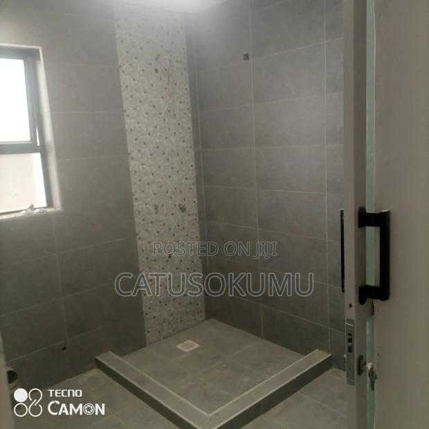 5bdrm Maisonette in Gateway Mall Area for rent - thumbnail 18