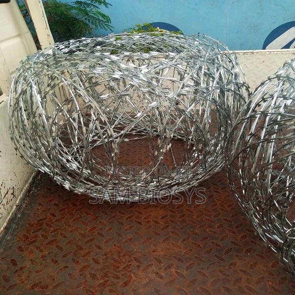 Razor Wire Flat Wrap - main view