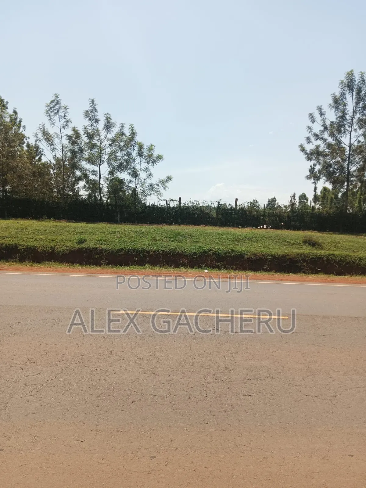 5 Acres Touching Tarmac