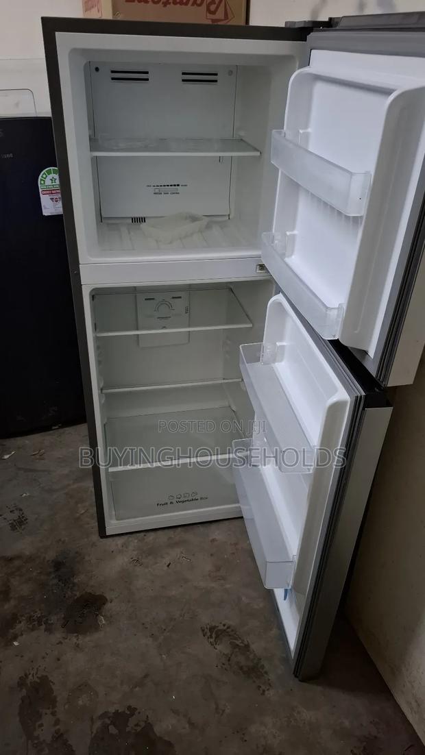 Hisense 210L No Frost Fridge - thumbnail 3