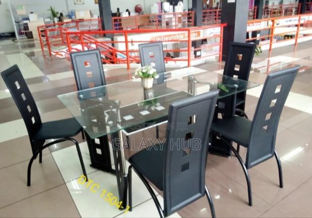 Executive 6 Sitter Glass Dinning Table