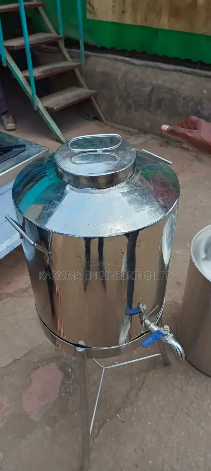 Modern Tea Urn