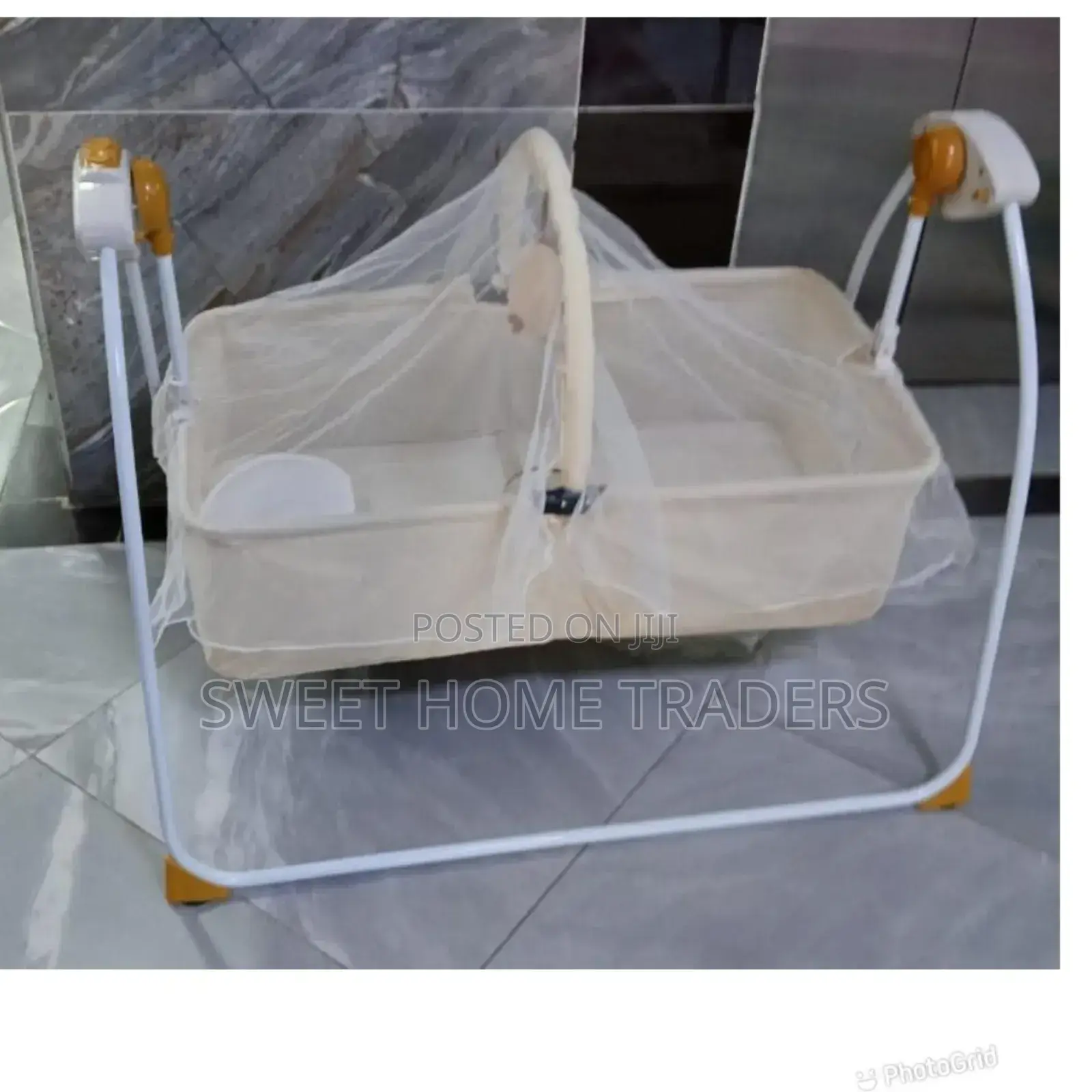 Kids Swing Bed With Bluetooth 3 Speed