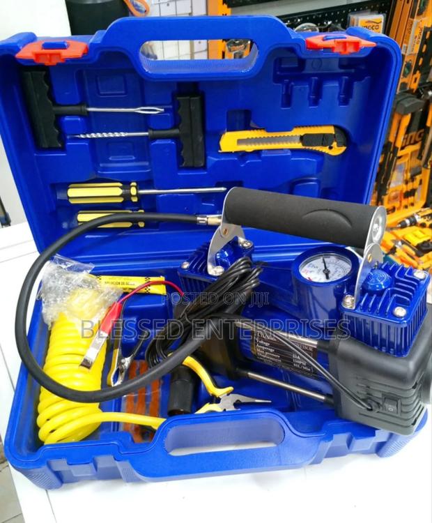 Car Air Compressor Machine/ Car Tyre Inflator Machine