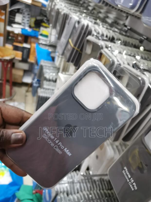 Silicon Phone Case for iPhone 14 Pro Max Color: Gray Black - thumbnail 3