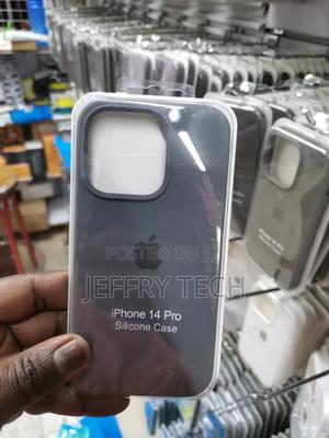 iPhone14 Pro Silicone Case With Apple Logo Natural Titanium - thumbnail 2