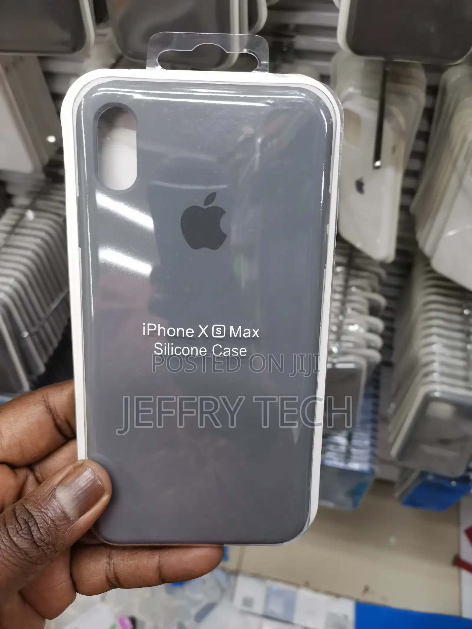 iPhone Xs Max Official Sillicone Case Grey
