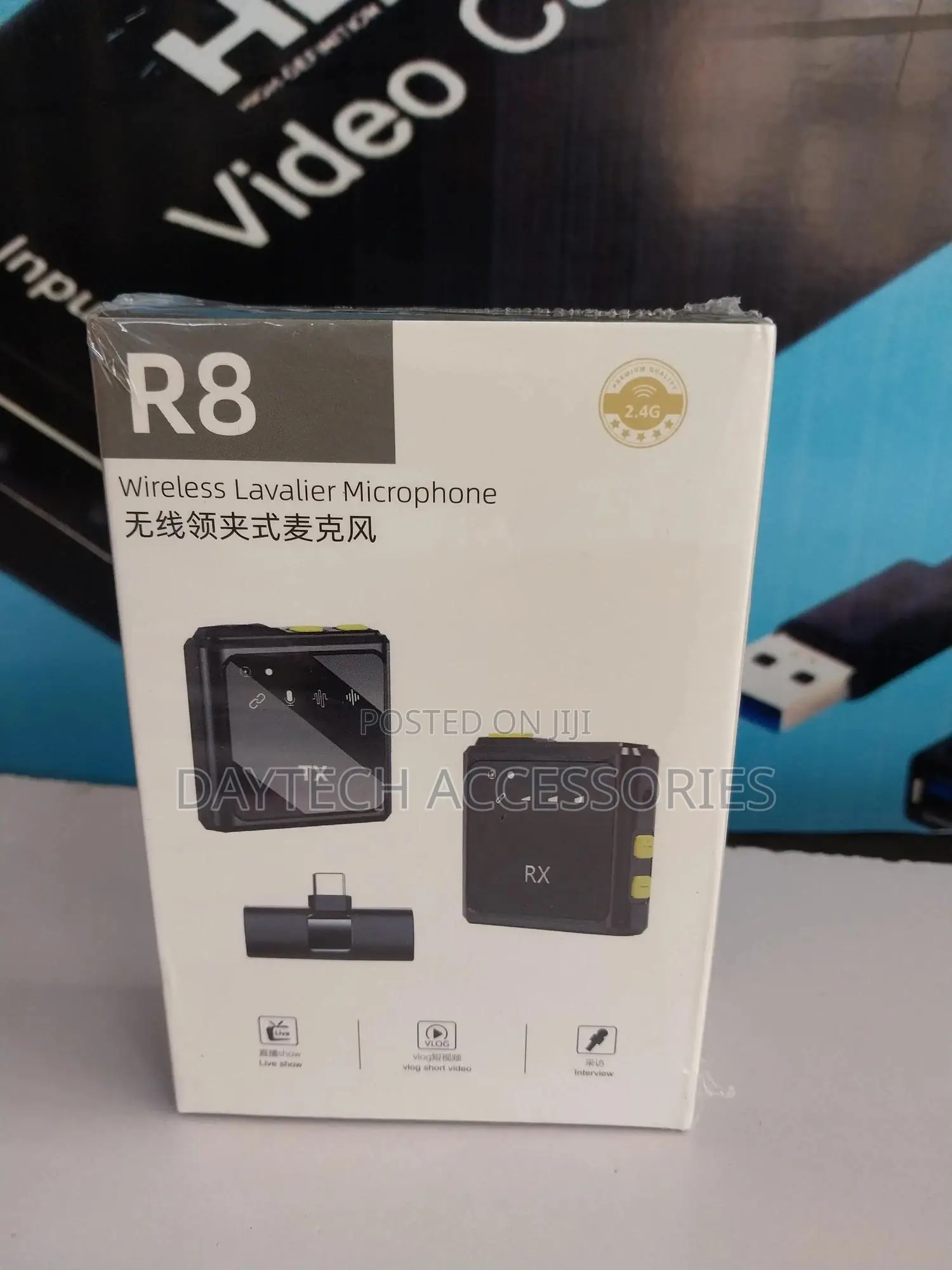 High Quality R8 Lapel Microphone Wireless Microphone