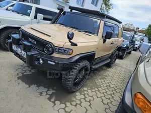 Toyota FJ Cruiser 2017 Brown