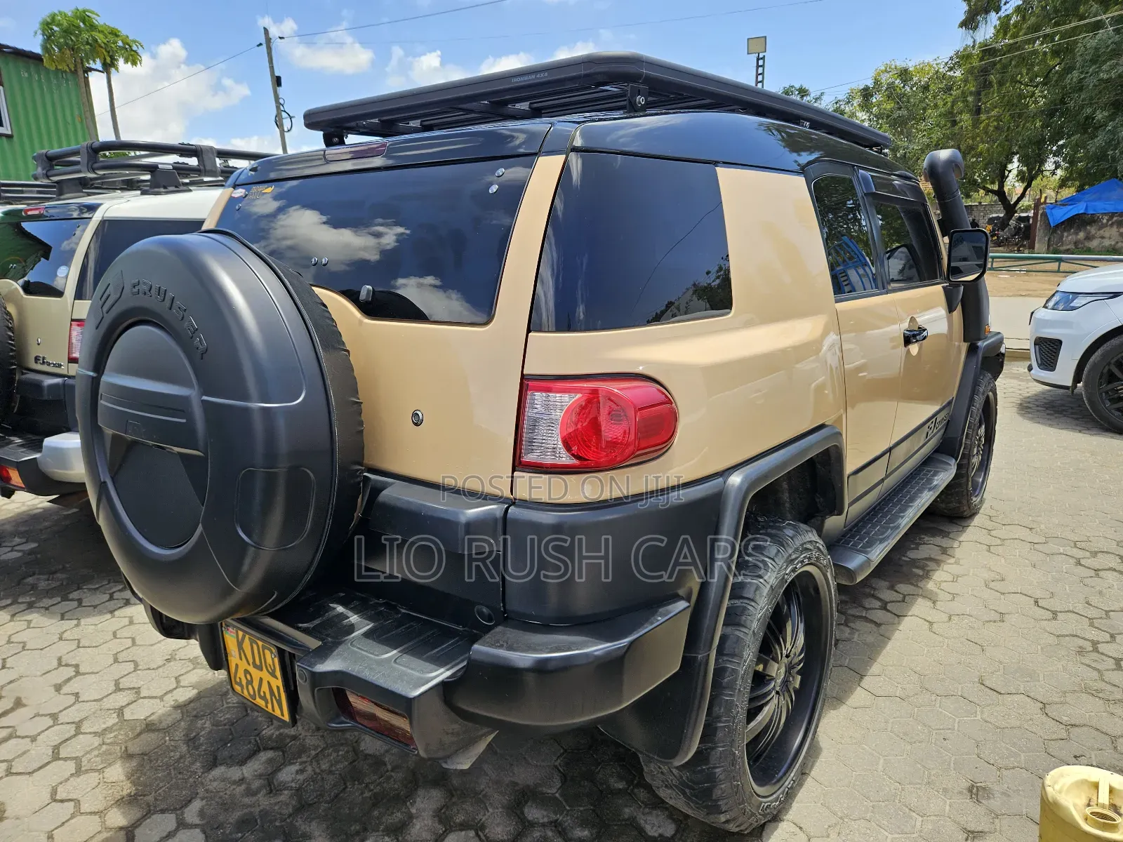 Toyota FJ Cruiser 2017 Brown