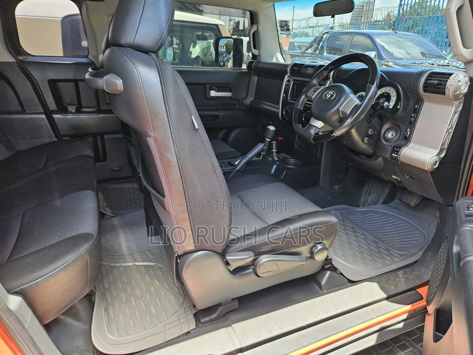 Toyota FJ Cruiser 2017 Brown