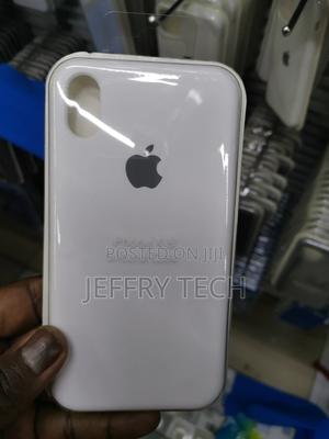 iPhone X/Xs Liquid White Silicone With Logo Case - thumbnail 2