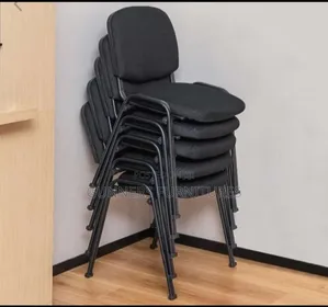 Toska Visitor Chair.