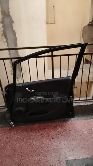 Front Right Door Honda Fit 2008