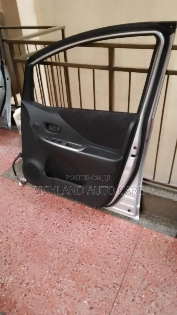 Door for Toyota Ractis Nsp100 Front Right - thumbnail 2