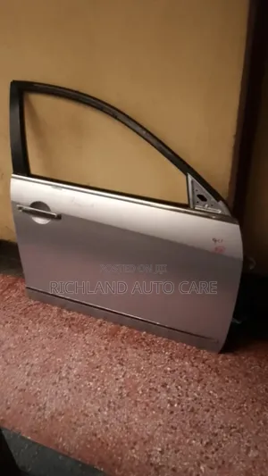 Front Door Right Sylphy Kg11
