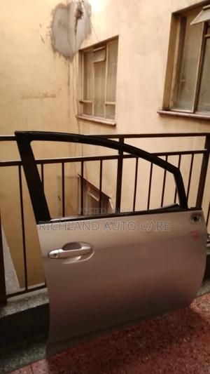 Ractis New Model Front Door Right Side