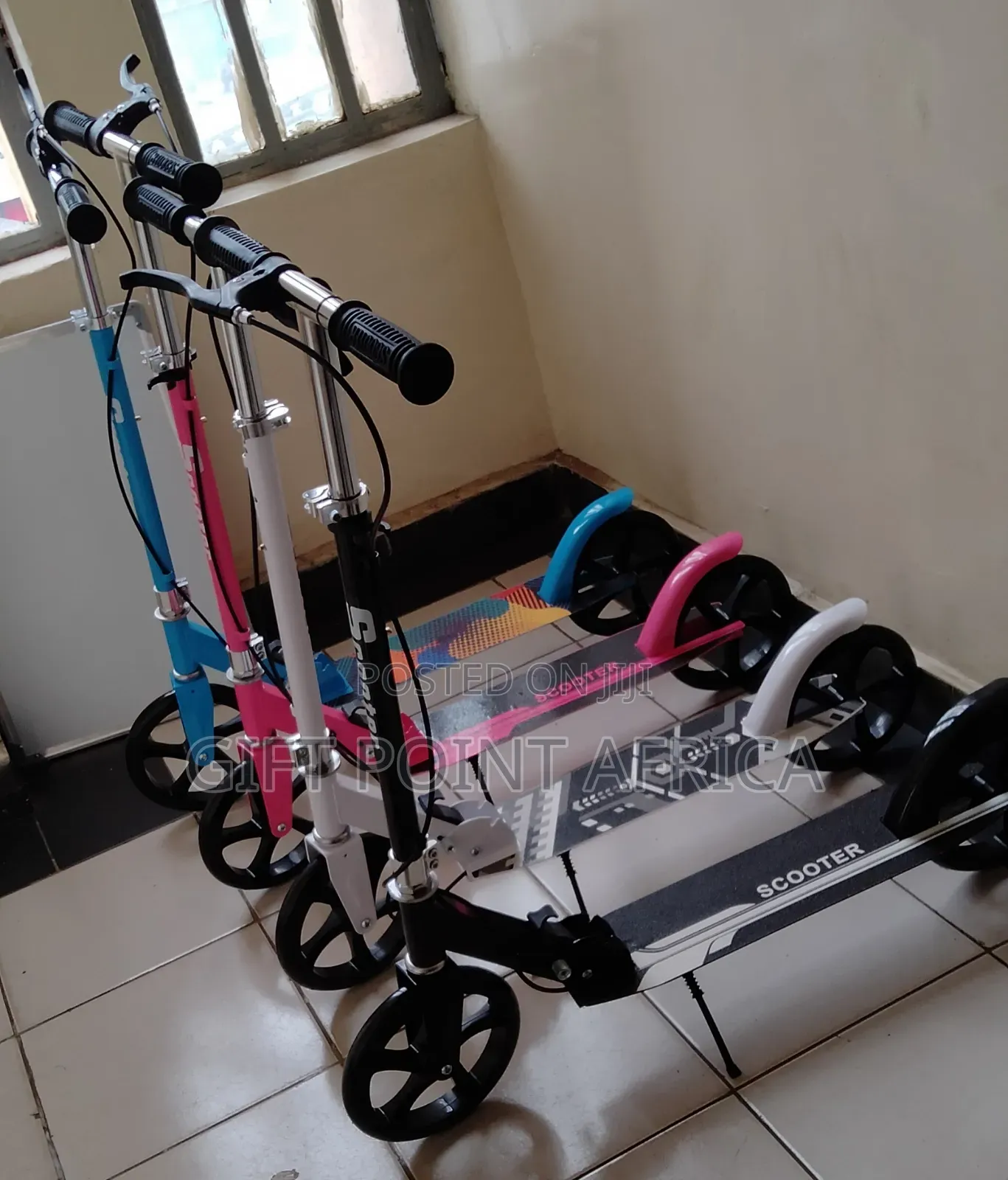 Metallic Two Wheels Teenagers and Kids Scooters
