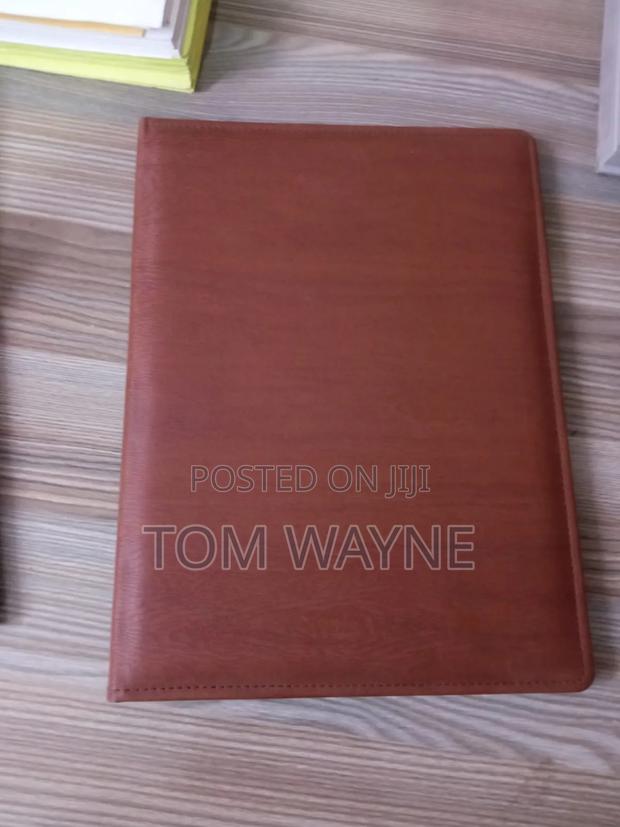 Executive Leather Certificate Holder - thumbnail 2