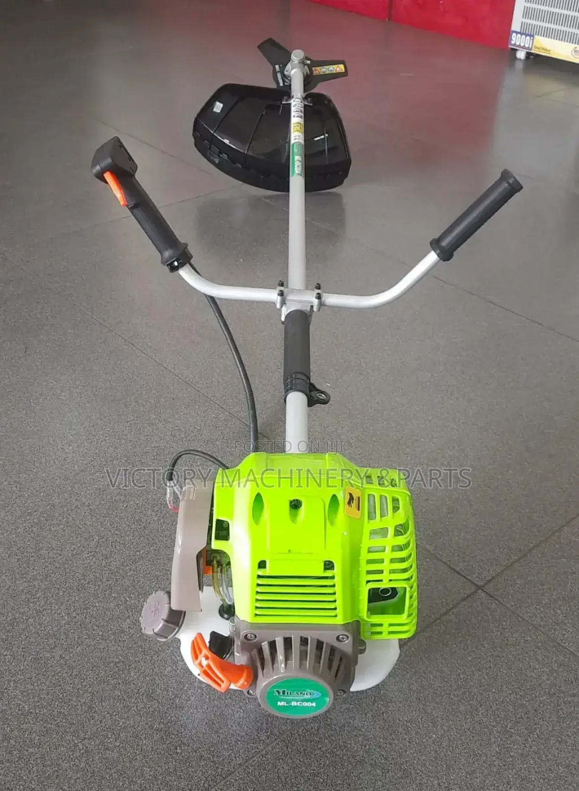 Milano Italis Brush Cutter 4 Stroke 2 Blades Side Pack