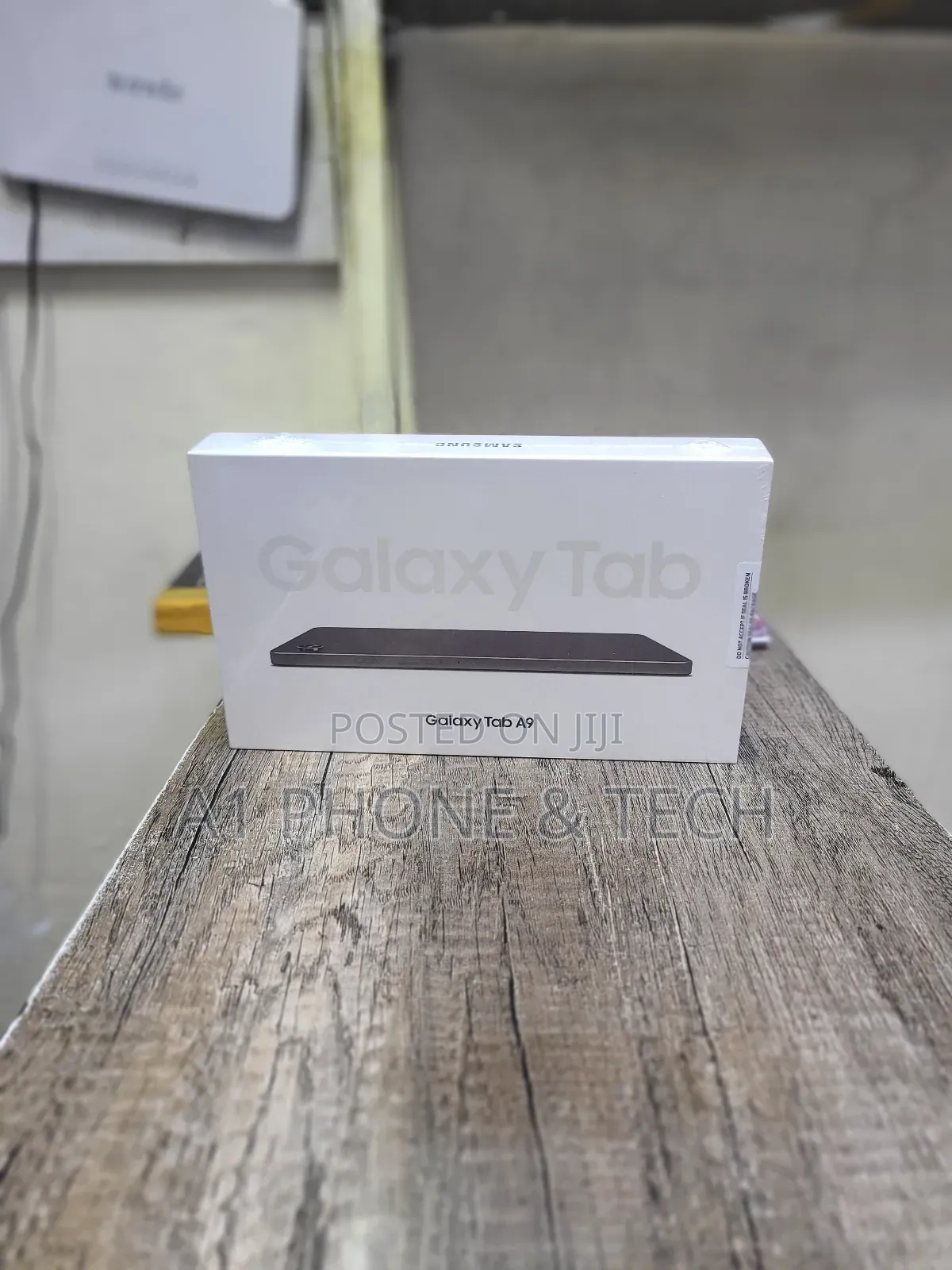 New Samsung Galaxy A9 64 GB Black