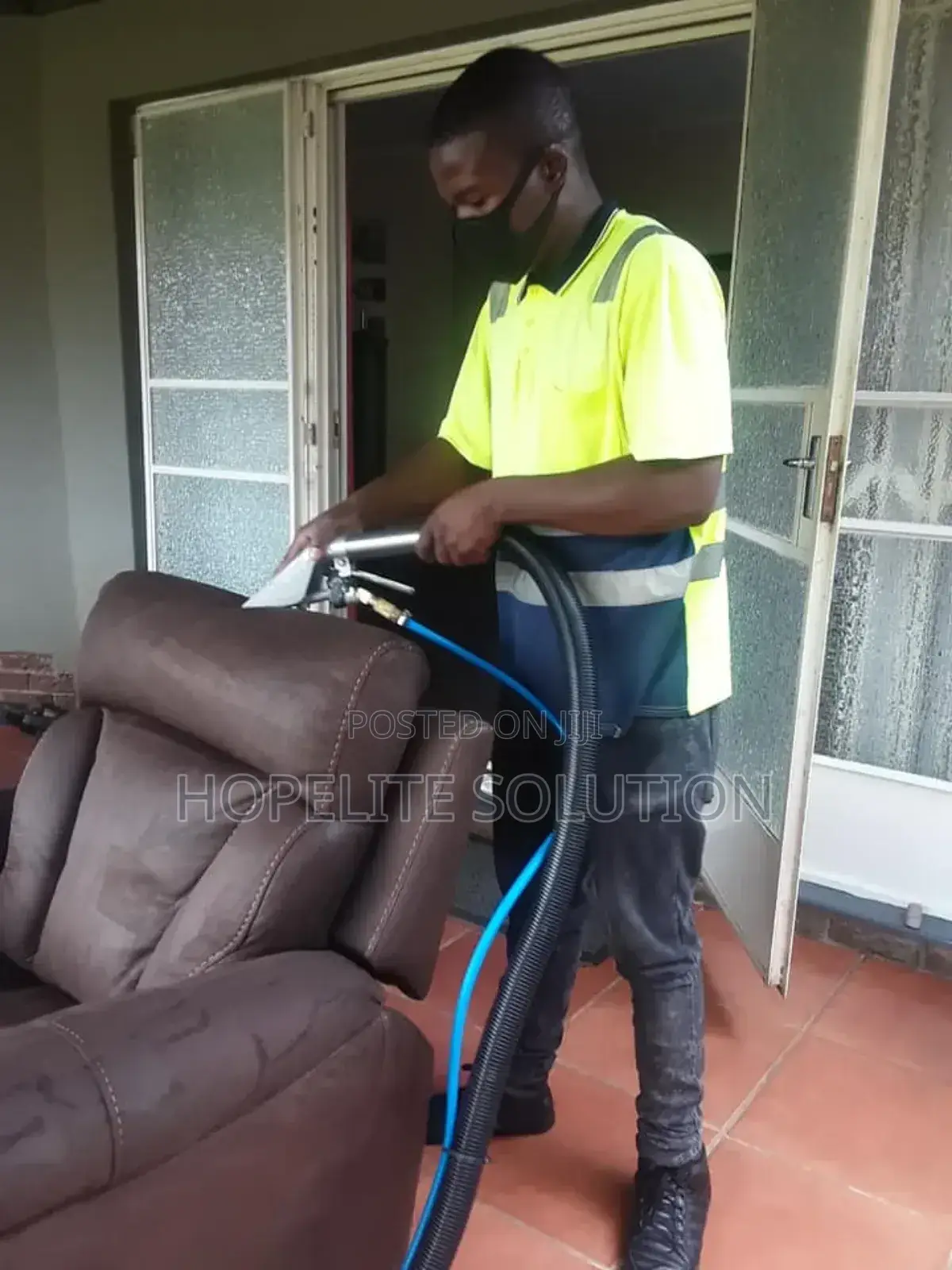 Best Experienced Sofaset Cleaners