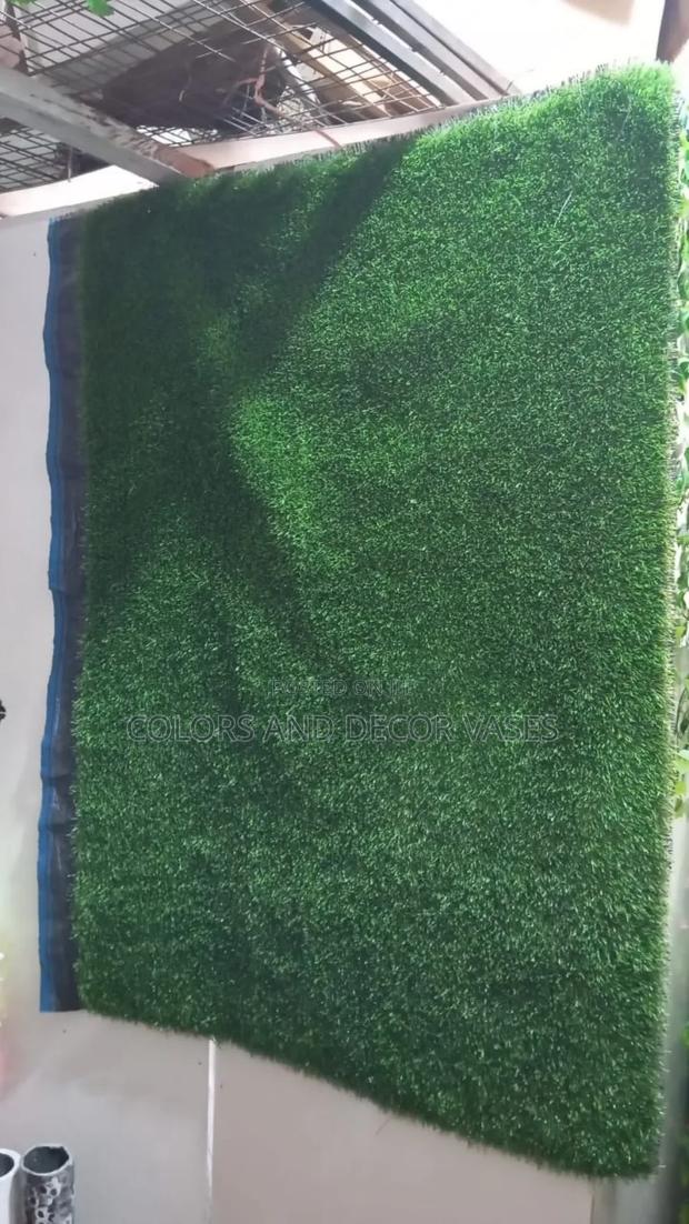 1m Square Green Artificial Grass KSH 2000. - main view