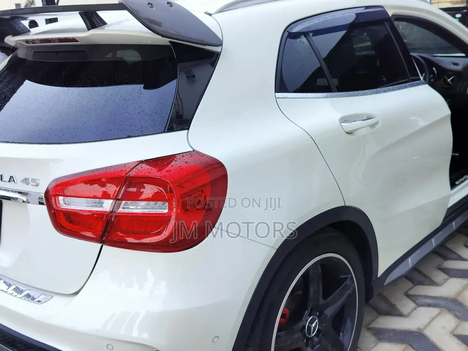 Mercedes-Benz GLA-Class 2017 White