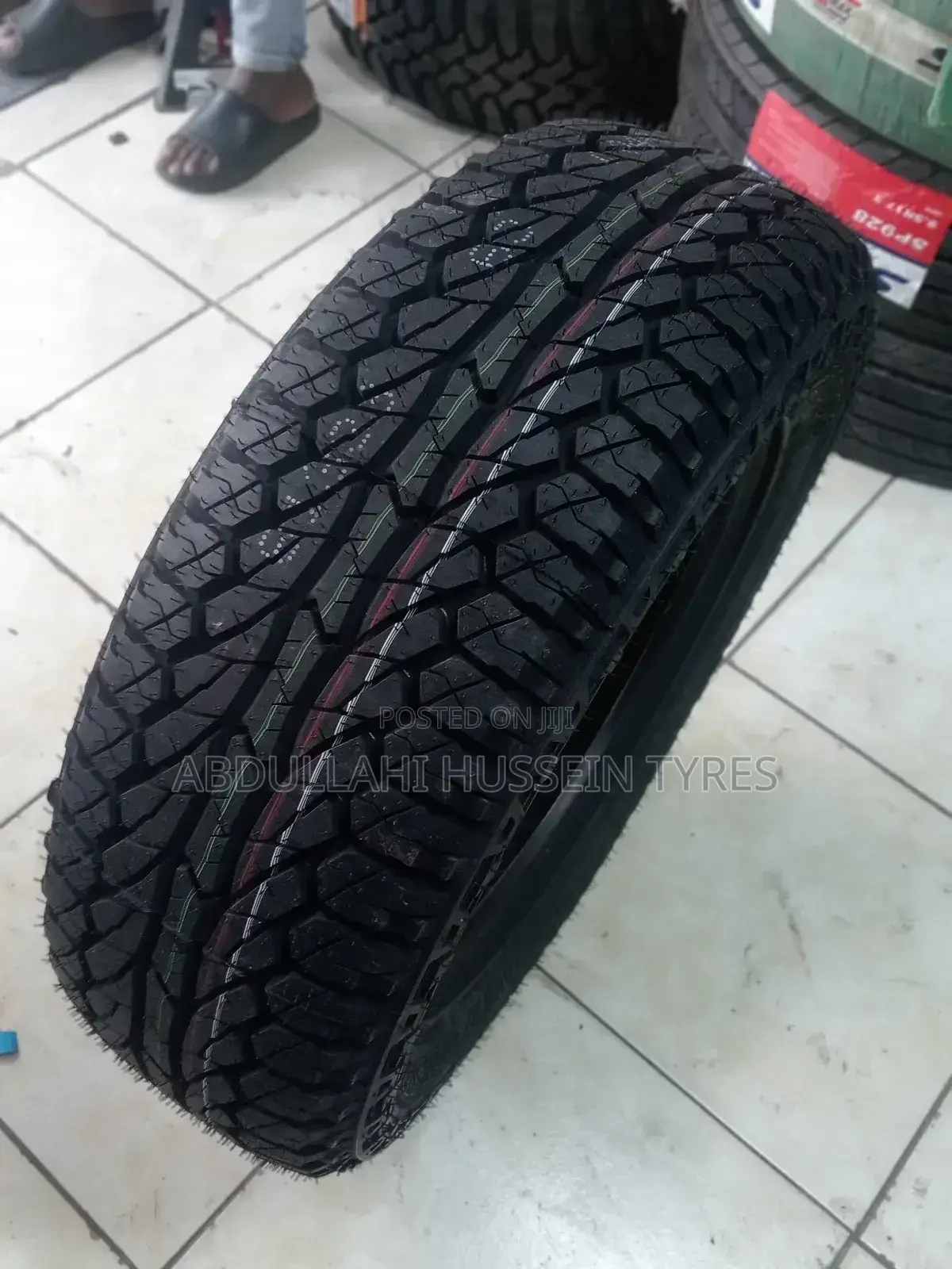235/65 R17 Comforser Tyres