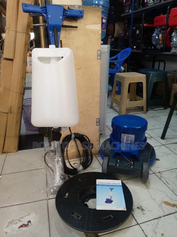 Complete Astramilano Floorscrubber 1100watts
