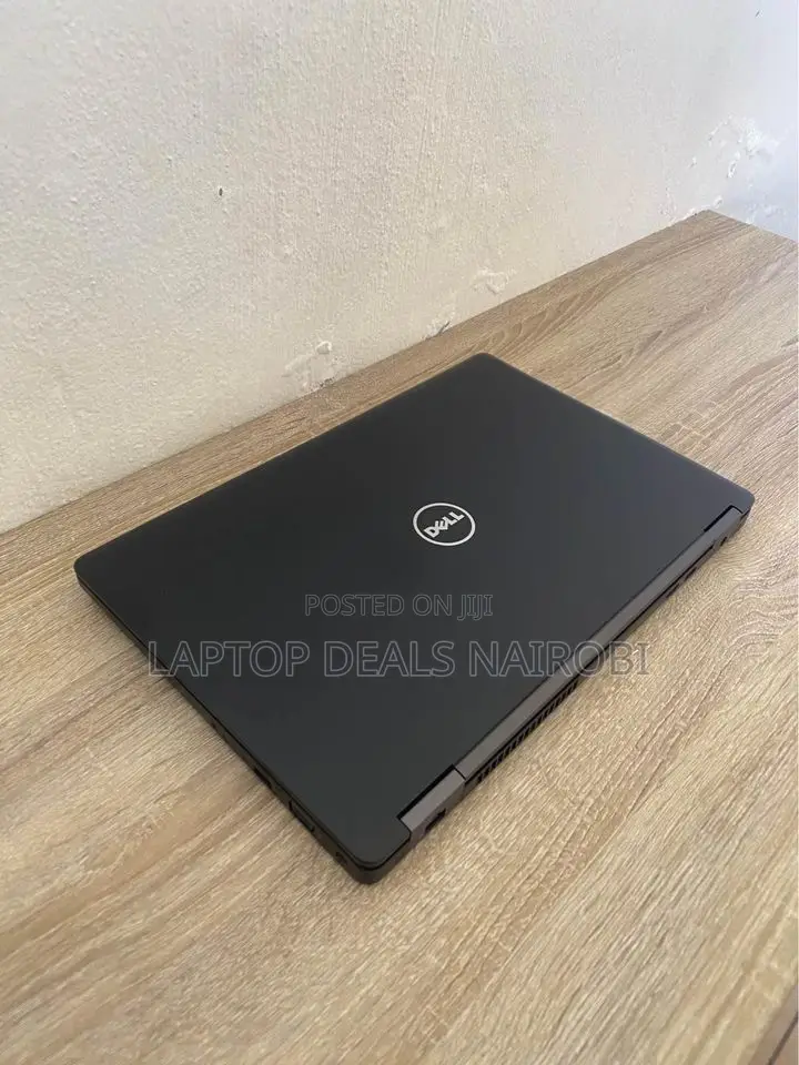 Laptop Dell Latitude 5580 8GB Intel Core I7 SSD 256GB