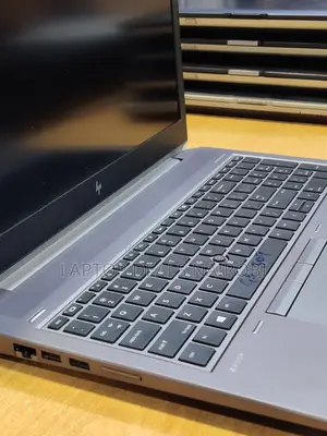 Laptop HP ZBook 15u G5 8GB Intel Core I7 SSD 256GB