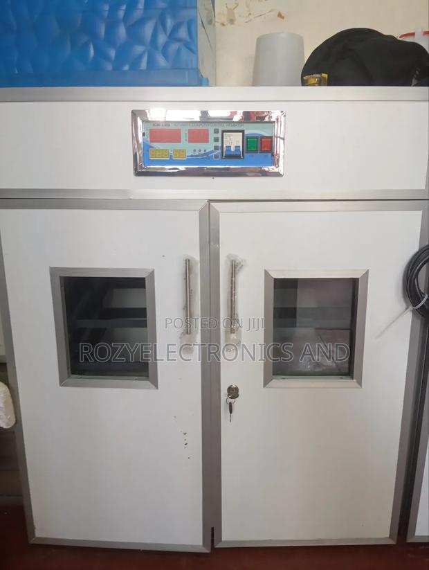 528 Eggs Incubator Ac Dc Automatic - main view