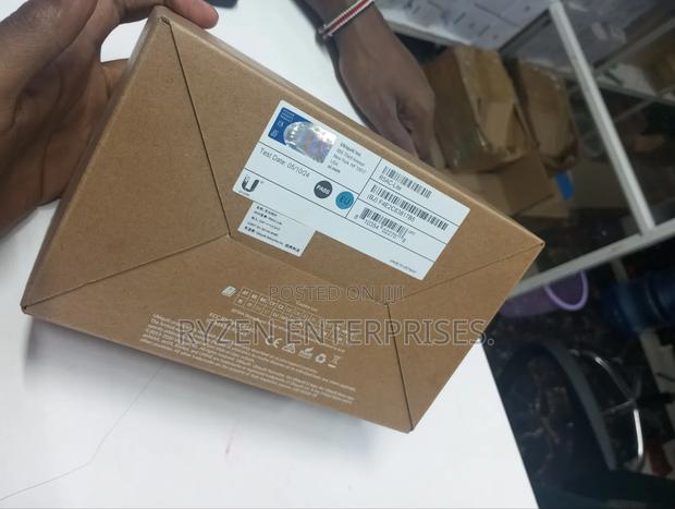 Ubiquiti Airmax Rocket AC Lite R5ac-Lite - main view