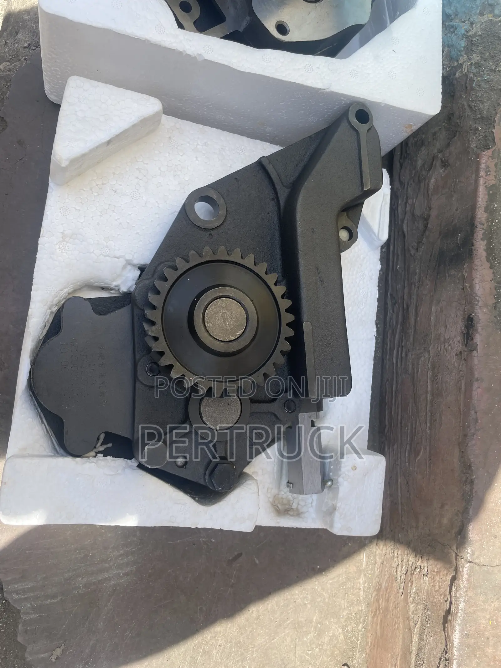 Double Stage Oil Pump Wd615 Engine
