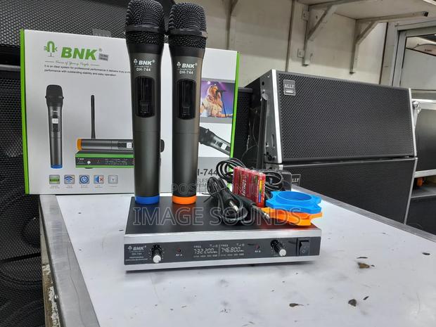 BNK 744 Wireless Mic - main view