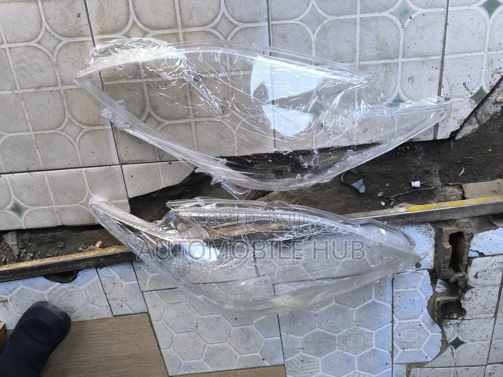 Toyota Prius Headlight Lens