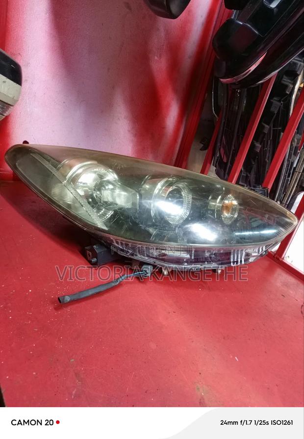 Mazda Demio 2008-2012 Headlight Zenon Available
