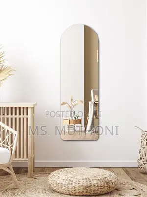 *Wall Mounted Flexible Mirror Size: 118x40cm