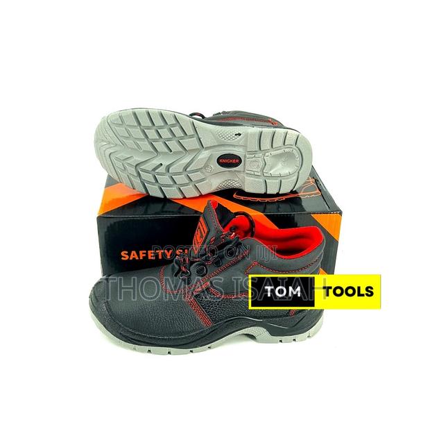Premium Steel Toe Cap Safety Shoes - thumbnail 2