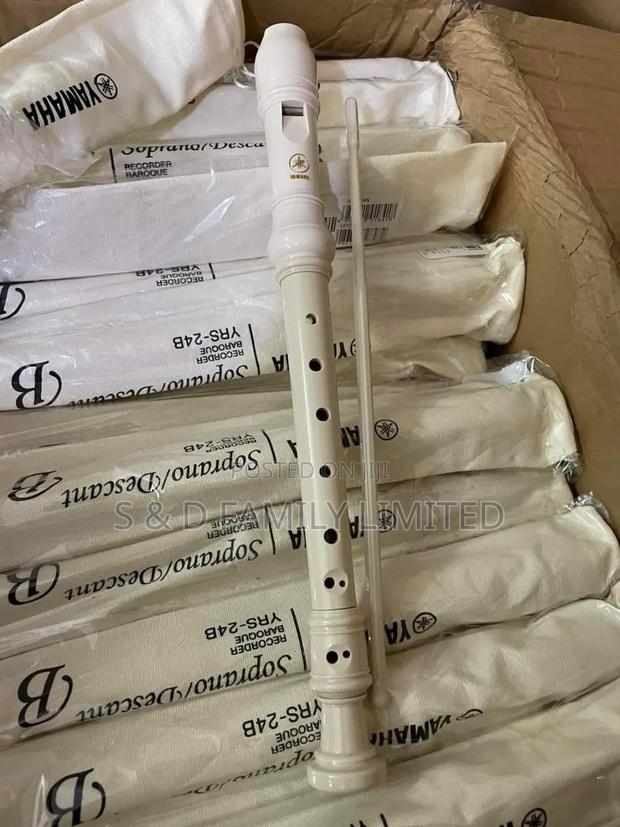 Yamaha YRS-24B Soprano Descant Recorder - thumbnail 2