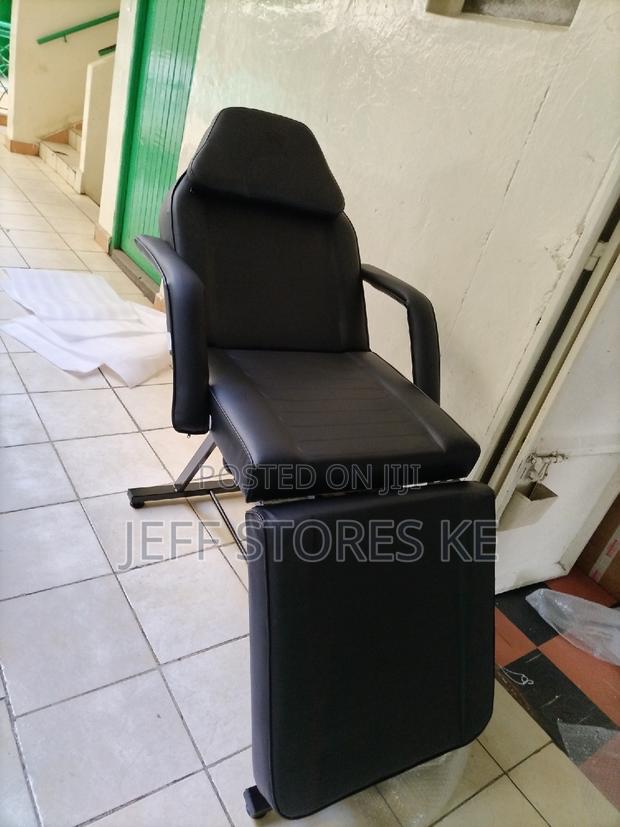 Makeup, Tattoo Bed - thumbnail 3