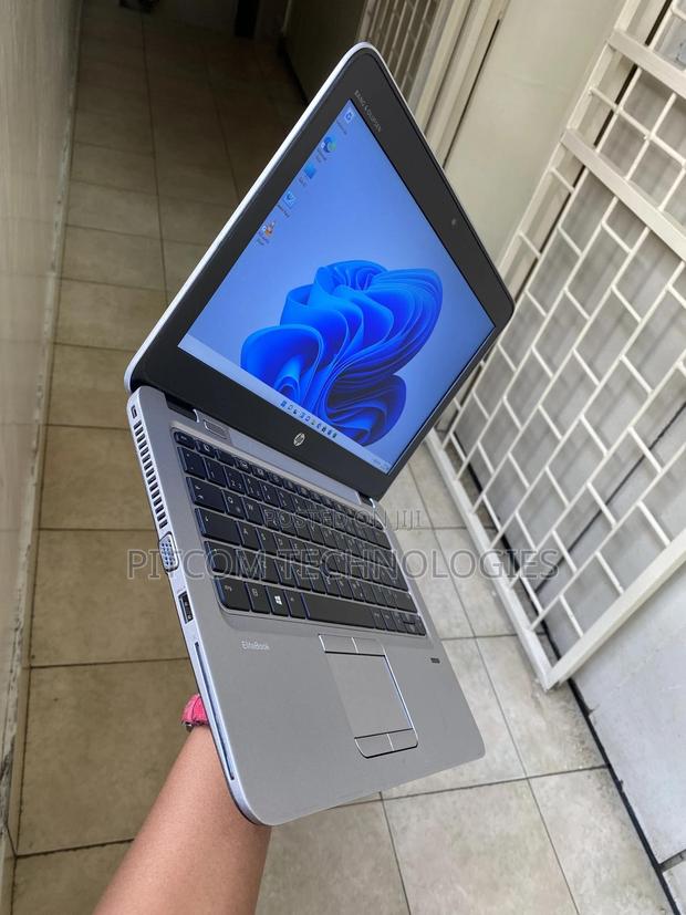 Laptop HP EliteBook 820 G3 8GB Intel Core I5 SSD 256GB - thumbnail 2