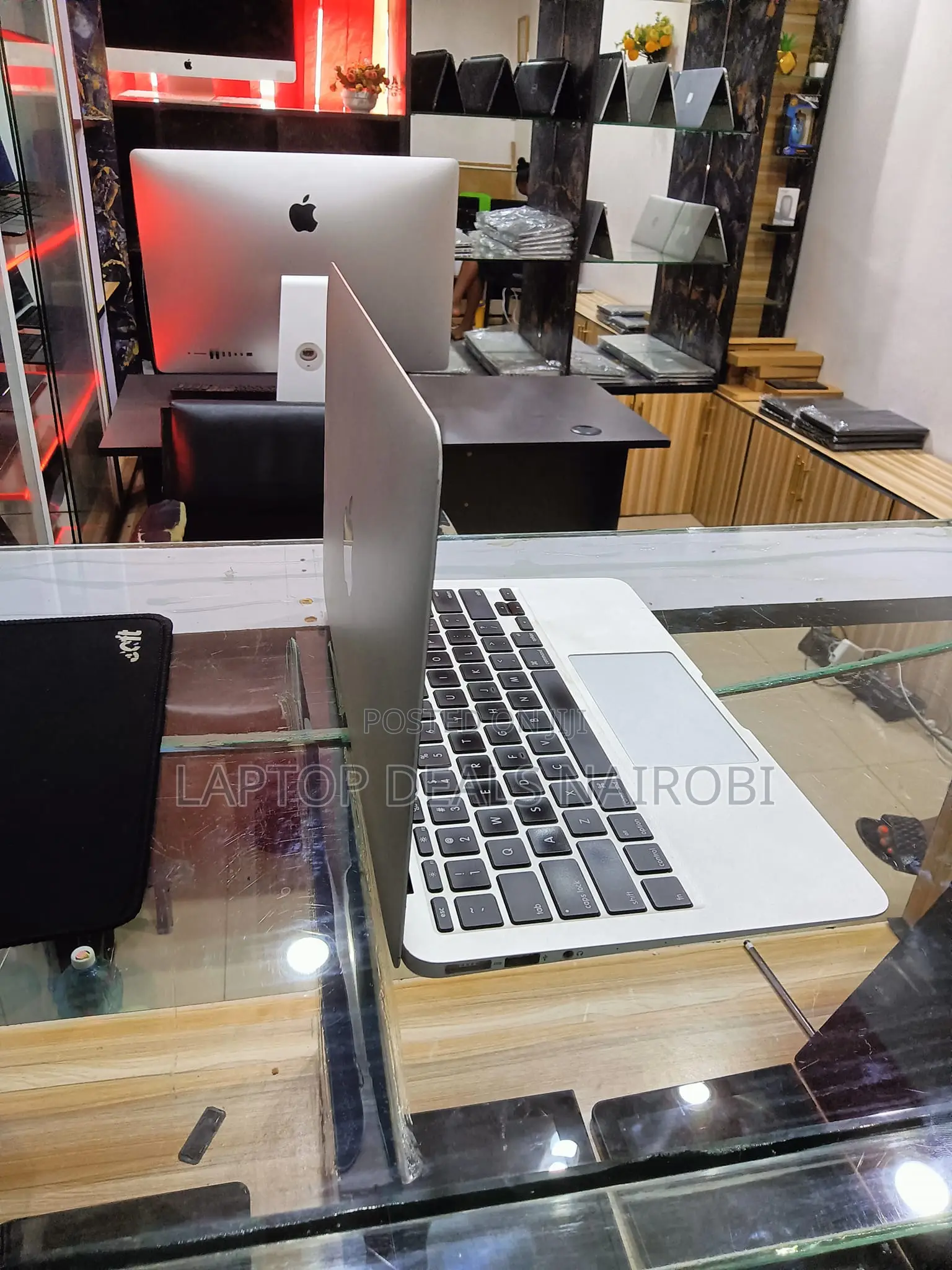 Laptop Apple MacBook Air 8GB Intel Core I5 SSD 256GB