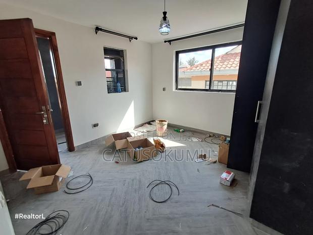 5bdrm Maisonette in Gateway Mall Area for rent - thumbnail 16