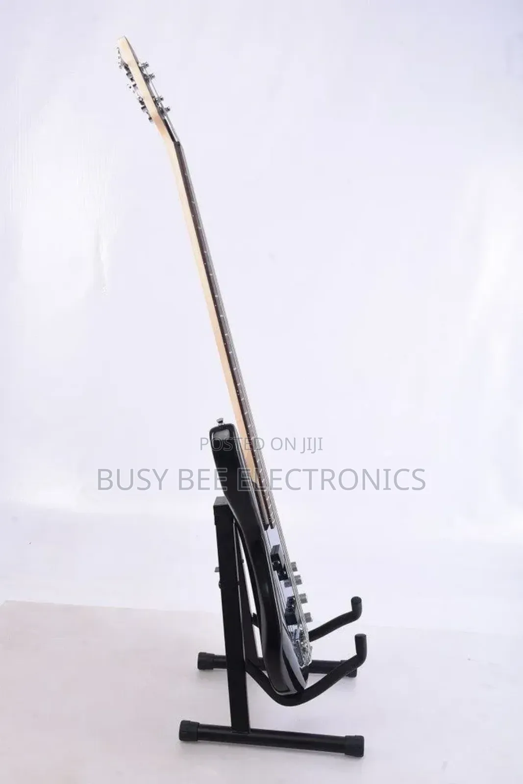 4-String Bass Guitar, Right Handed