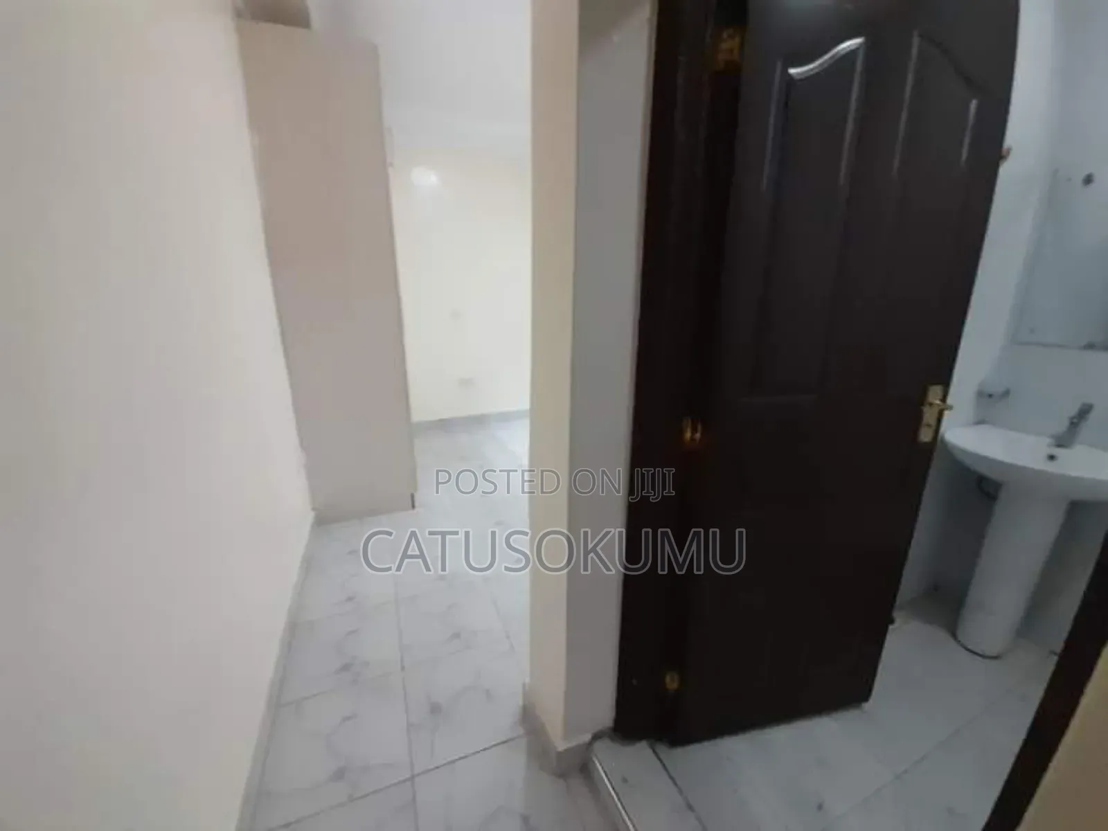 4bdrm Maisonette in Gateway Mall Area for rent
